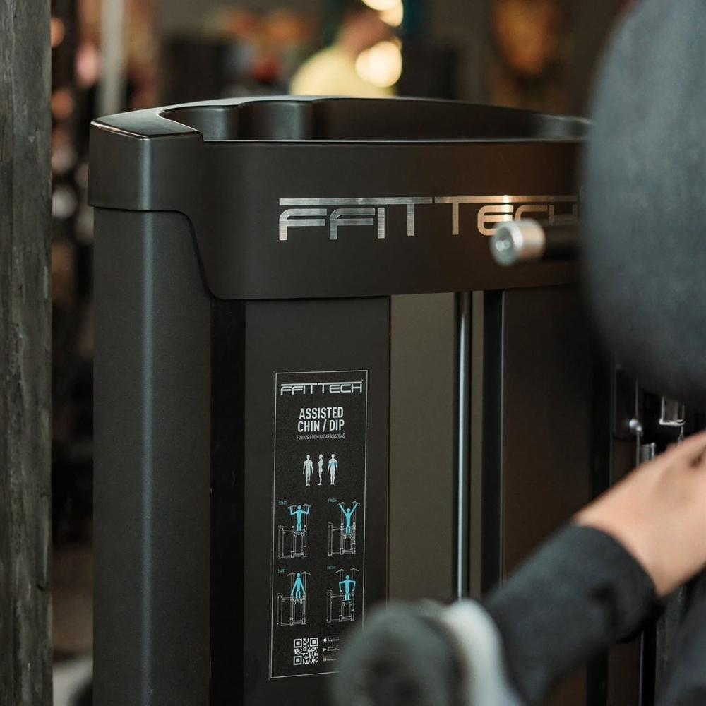 FFittech Assisted Chin Up / Dip Machine